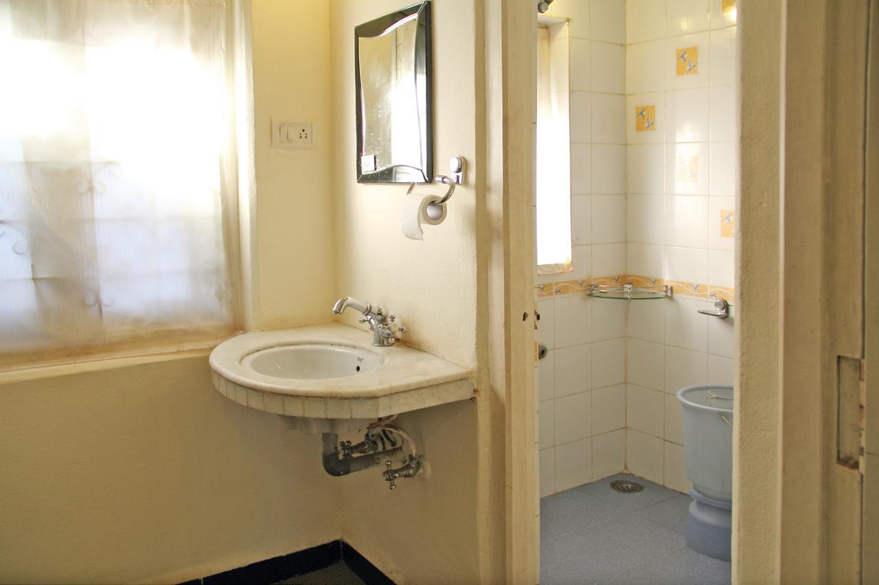 Hotel Malas Панчгани Стая снимка