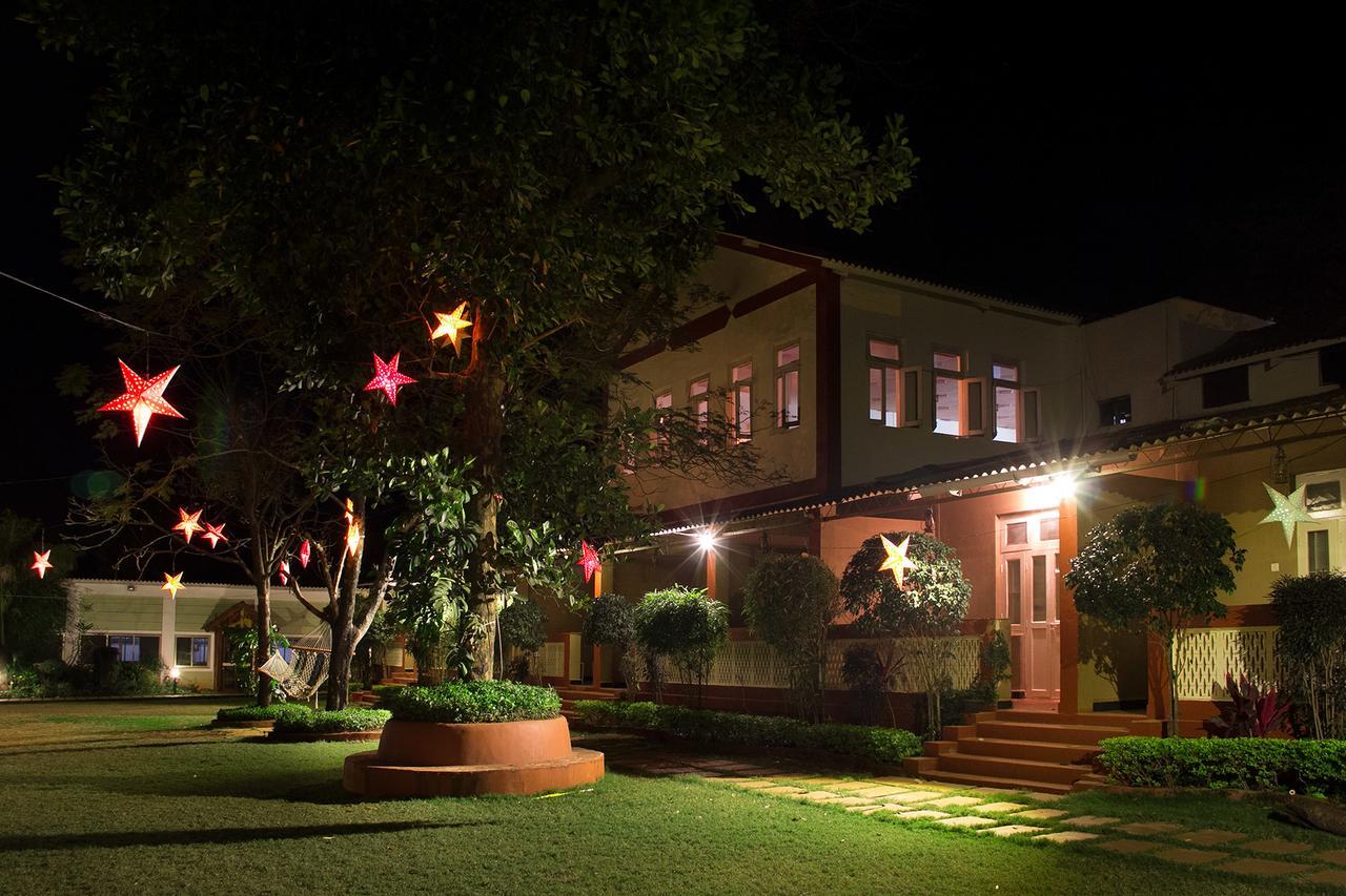 Hotel Malas Панчгани Екстериор снимка